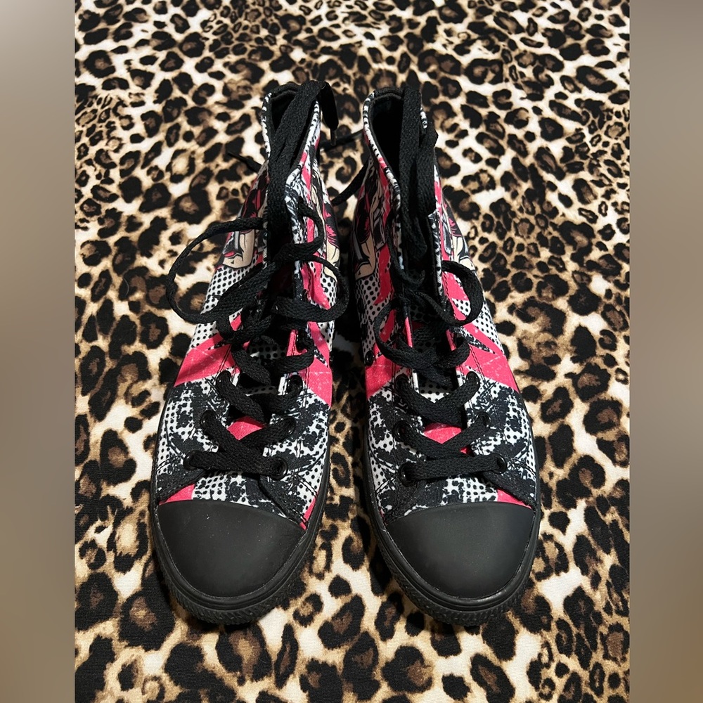 RAAD sneakers